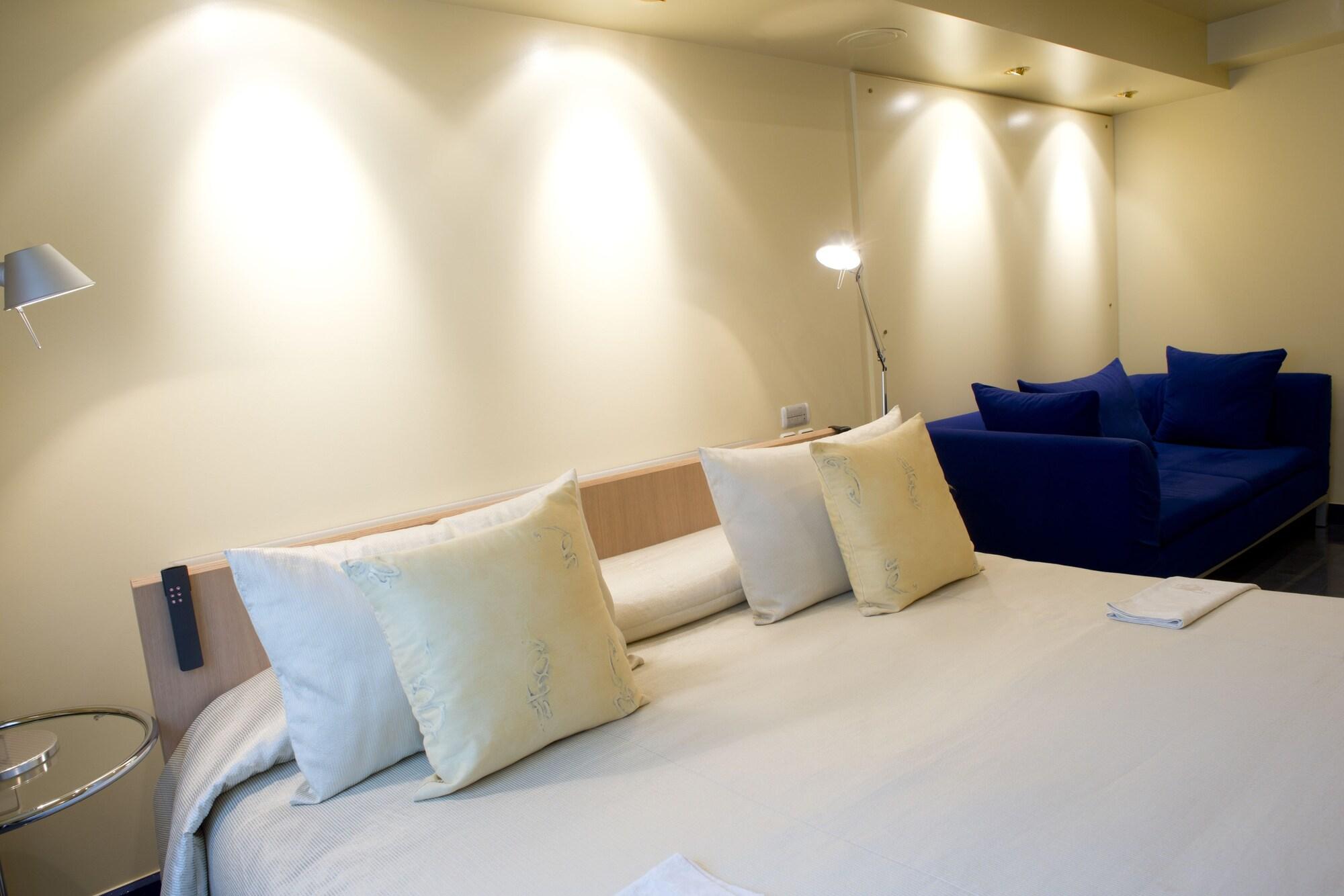 A Casa Canut Hotel Gastronomic Les Escaldes ภายนอก รูปภาพ A room at the hotel