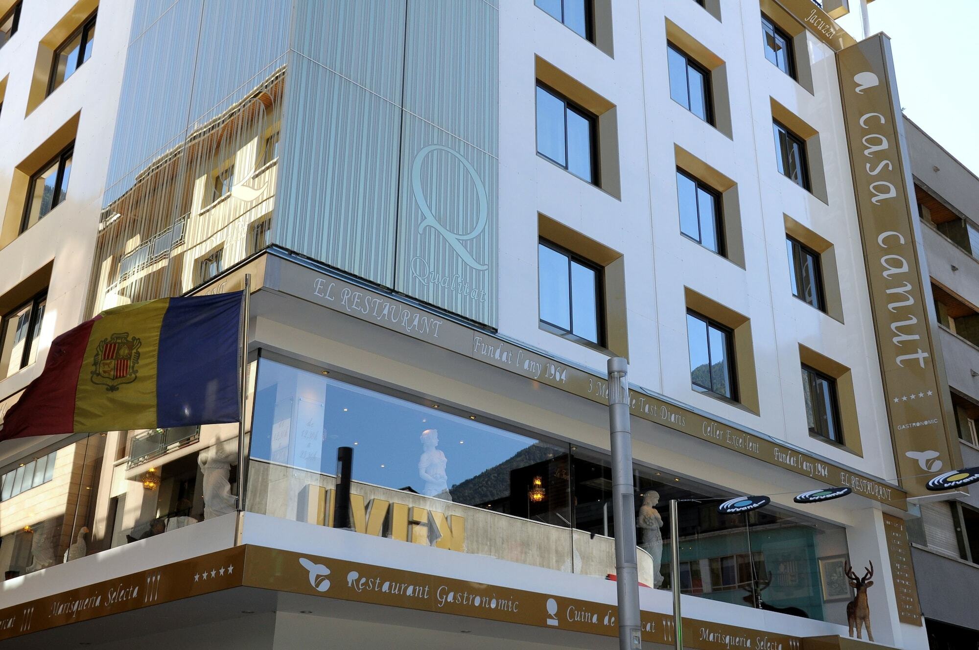 A Casa Canut Hotel Gastronomic Les Escaldes ภายนอก รูปภาพ Casa Canale
